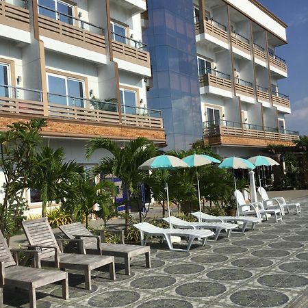 Em Royalle Hotel & Beach Resort San Juan  Zewnętrze zdjęcie