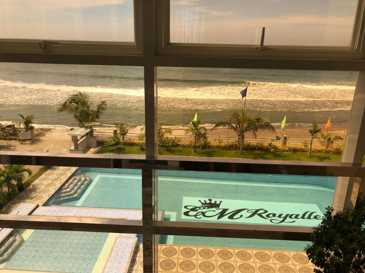 Em Royalle Hotel & Beach Resort San Juan  Zewnętrze zdjęcie